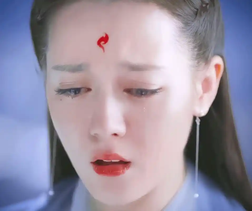 原创女星哭戏也美赵露思雨中嘶喊迪丽热巴三世历劫仙女落泪