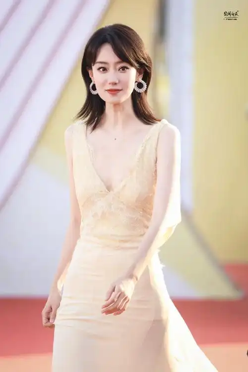 张小斐金鸡奖踏浪而来##浪凡品牌代言人张小斐##张小斐 大气