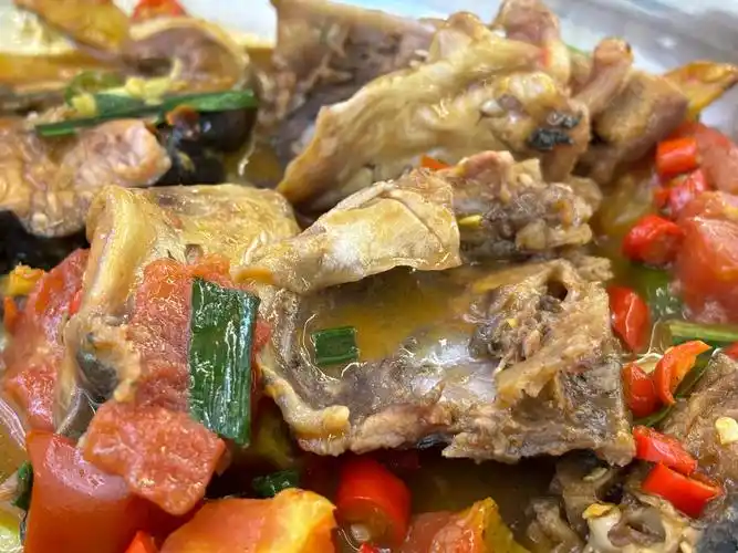 十九岁少女被当猪杀