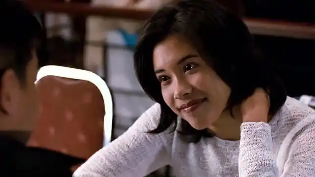 古惑仔:陈浩南骗李嘉欣说自己当老师的,山鸡听了在一旁傻笑!